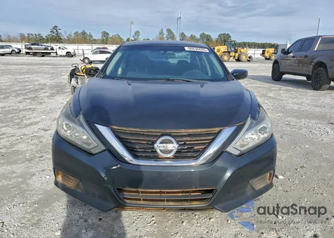 2017 Nissan Altima 2.5 z USA, uszkodzony, nr VIN 1N4AL3AP4HC238118